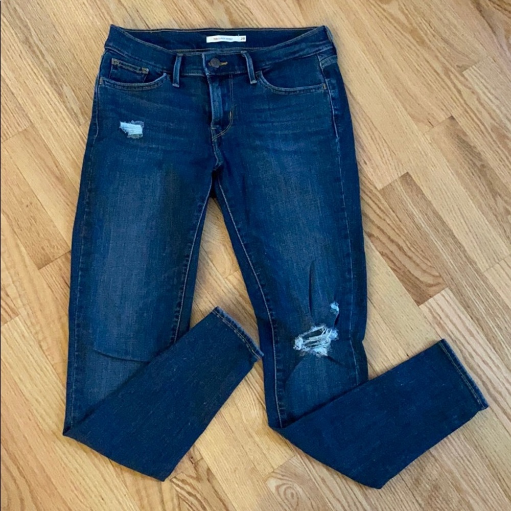 Levi’s “710 Super Skinny”